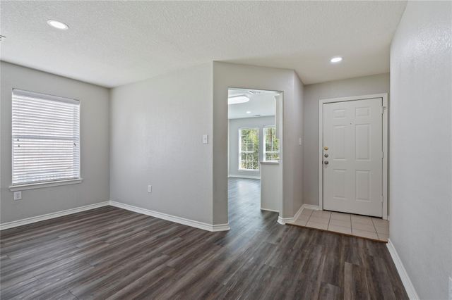 4337 Country Club Drive, Dickinson, TX 77539