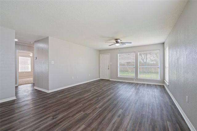 4337 Country Club Drive, Dickinson, TX 77539