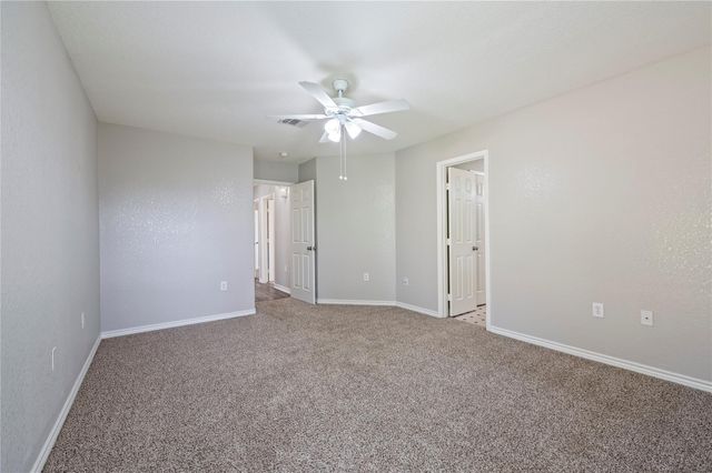 4337 Country Club Drive, Dickinson, TX 77539