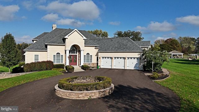 421 GREEN ST, Sellersville, PA 18960