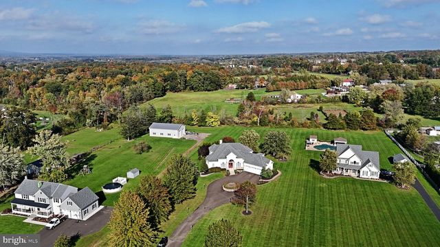 421 GREEN ST, Sellersville, PA 18960