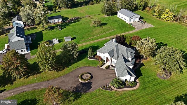 421 GREEN ST, Sellersville, PA 18960
