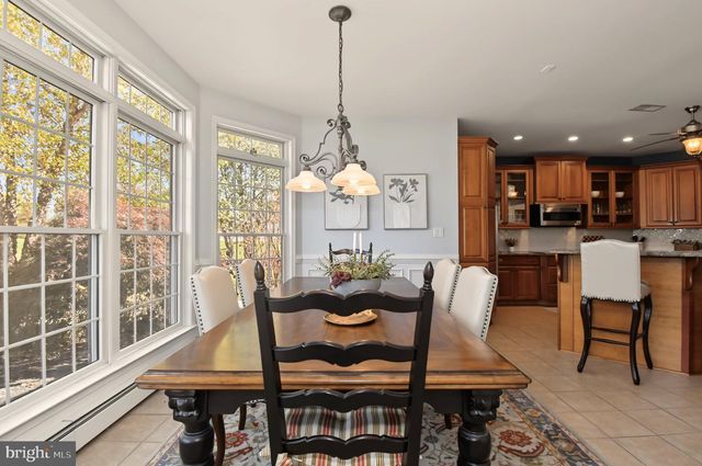 421 GREEN ST, Sellersville, PA 18960