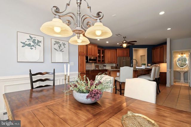 421 GREEN ST, Sellersville, PA 18960