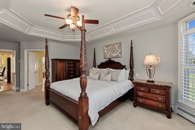 421 GREEN ST, Sellersville, PA 18960