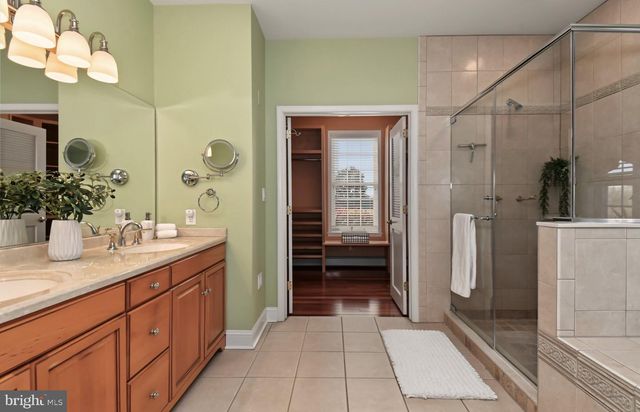421 GREEN ST, Sellersville, PA 18960