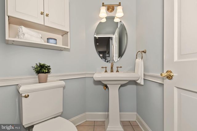 421 GREEN ST, Sellersville, PA 18960