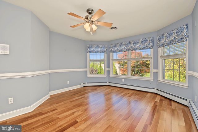 421 GREEN ST, Sellersville, PA 18960