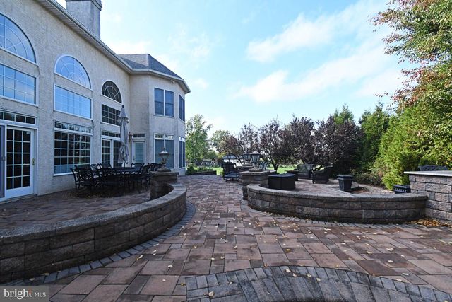 421 GREEN ST, Sellersville, PA 18960