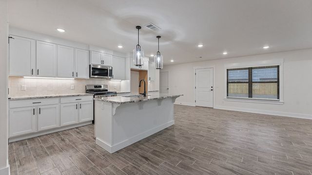 116 N Panther Avenue, Farmington, AR 72730