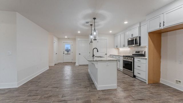 116 N Panther Avenue, Farmington, AR 72730