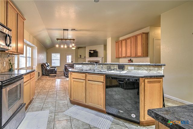 5705 Tumbled Stone Drive, Killeen, TX 76542