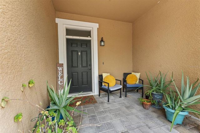 8104 DOWNPATRICK COURT, Tampa, FL 33610