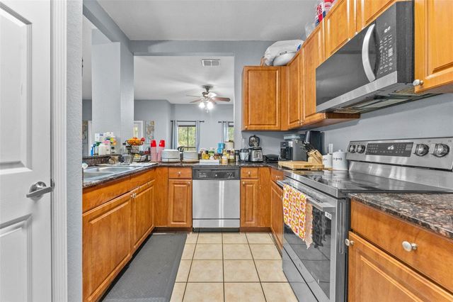 8104 DOWNPATRICK COURT, Tampa, FL 33610