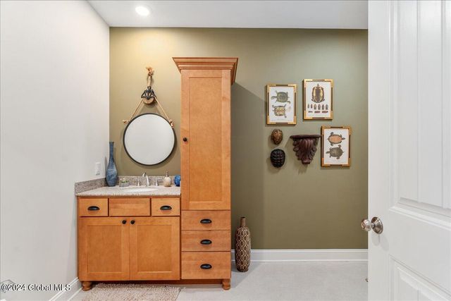 17 Kenmore Drive, Queensbury, NY 12804