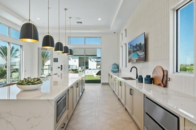 5015 Avenida Lugano 6, Chula Vista, CA 91913