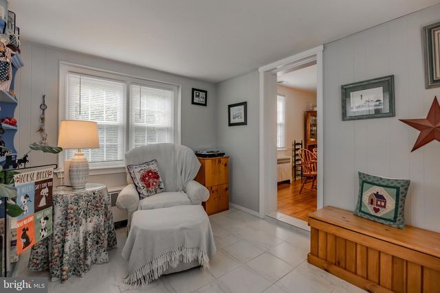 213 OXFORD HILL LN, Havertown, PA 19083