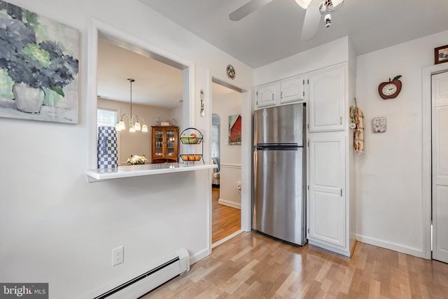 213 OXFORD HILL LN, Havertown, PA 19083