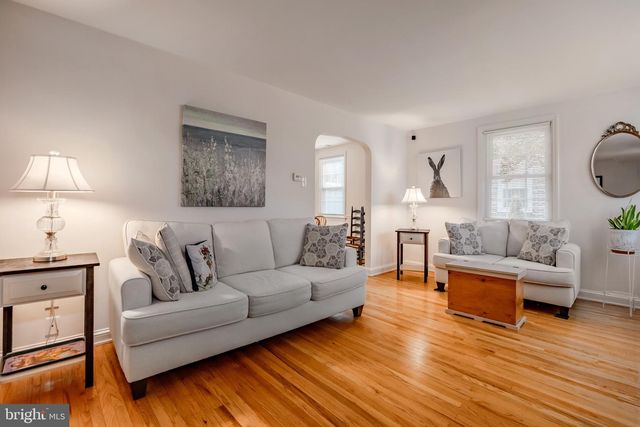 213 OXFORD HILL LN, Havertown, PA 19083