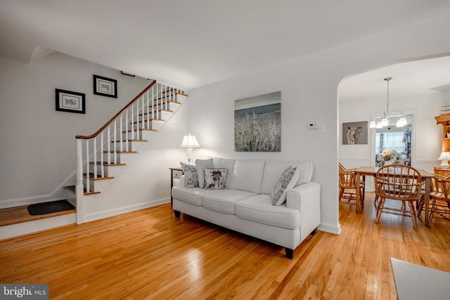 213 OXFORD HILL LN, Havertown, PA 19083