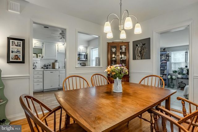 213 OXFORD HILL LN, Havertown, PA 19083