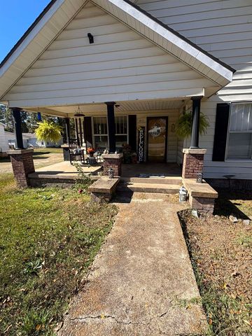 417 N 7th Street, Nashville, AR 71852