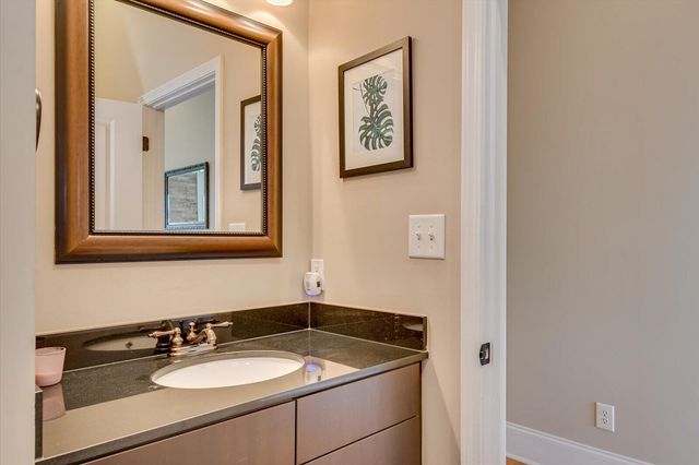 936 Broad Street 304, Augusta, GA 30901