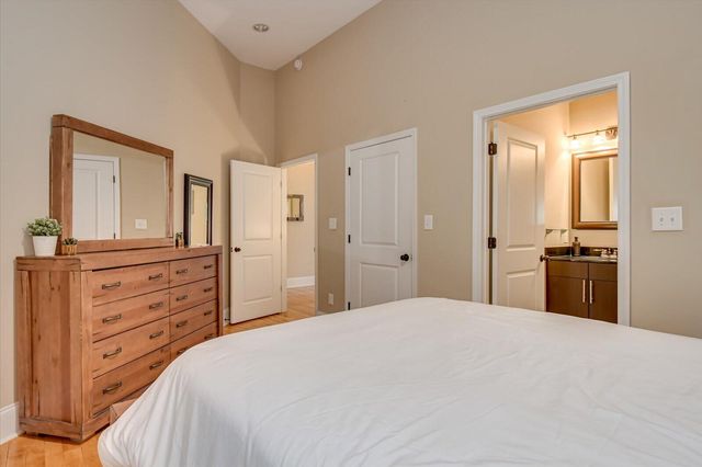 936 Broad Street 304, Augusta, GA 30901