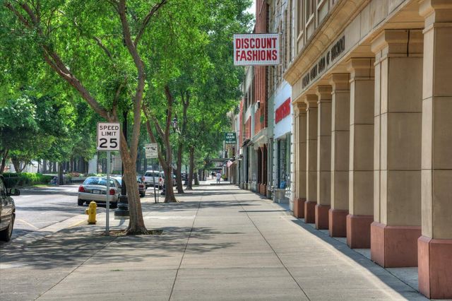 936 Broad Street 304, Augusta, GA 30901