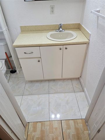 150 NW 122nd St 0, North Miami, FL 33168