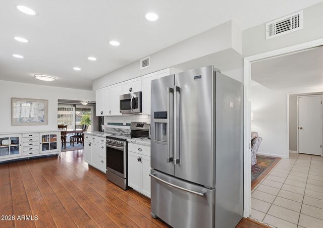 13838 N SAHARA Drive, Sun City, AZ 85351