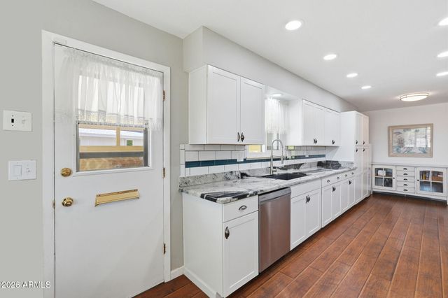 13838 N SAHARA Drive, Sun City, AZ 85351