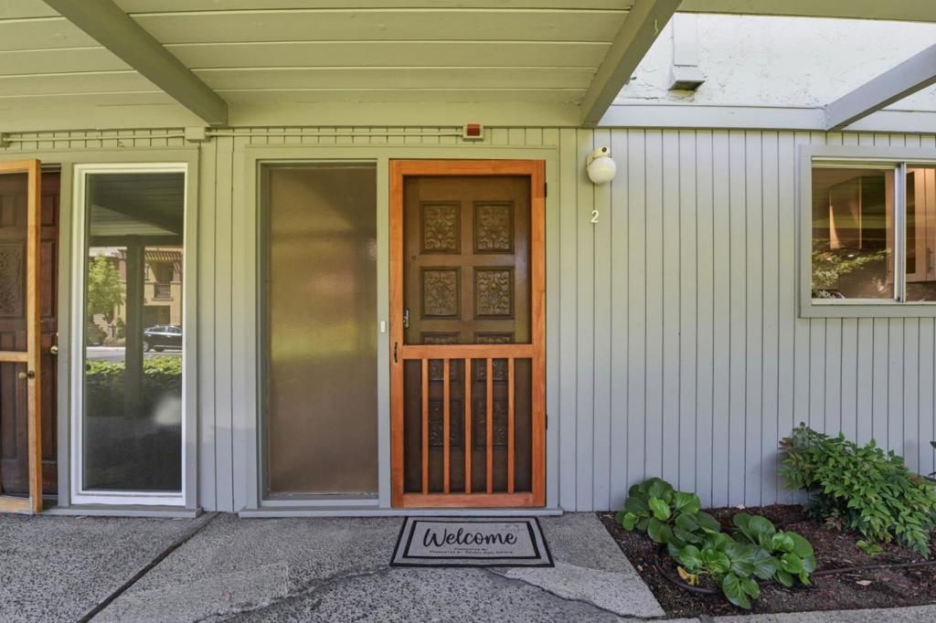 Image 29 of property listing at 2047 Montecito Avenue 2, Mountain View, CA 94043