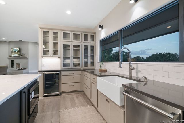 202 County Road 450, Hondo, TX 78861