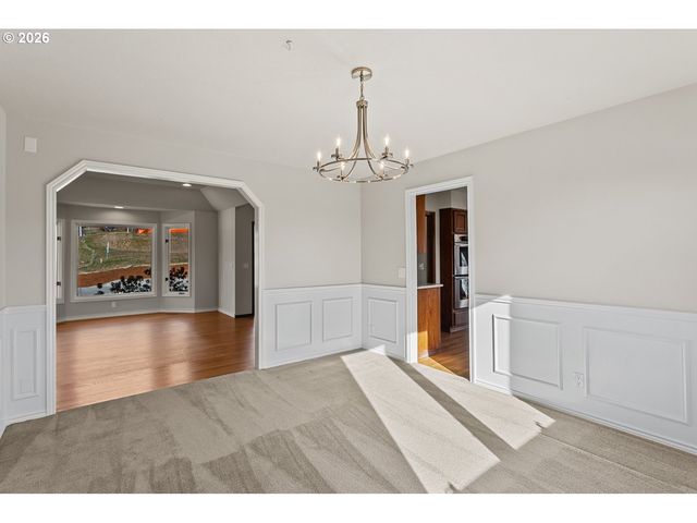 1424 Nw Josephine Ter, Portland, OR 97229