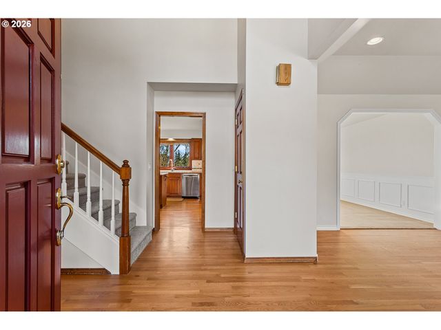 1424 Nw Josephine Ter, Portland, OR 97229
