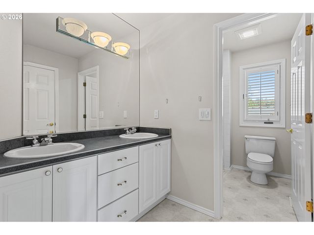 1424 Nw Josephine Ter, Portland, OR 97229