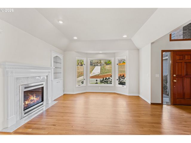 1424 Nw Josephine Ter, Portland, OR 97229