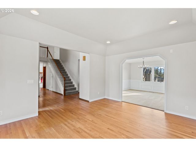 1424 Nw Josephine Ter, Portland, OR 97229