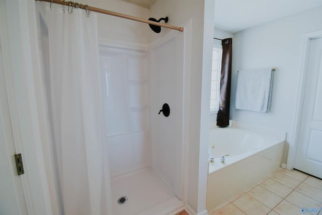 218 Waypoint Circle, Harvest, AL 35749