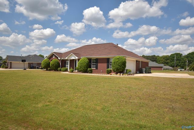 218 Waypoint Circle, Harvest, AL 35749