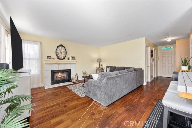 9711 Touchstone, Bakersfield, CA 93311