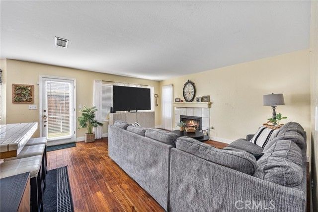 9711 Touchstone, Bakersfield, CA 93311