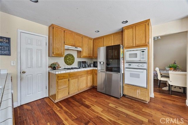 9711 Touchstone, Bakersfield, CA 93311