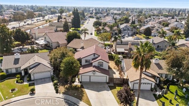 9711 Touchstone, Bakersfield, CA 93311