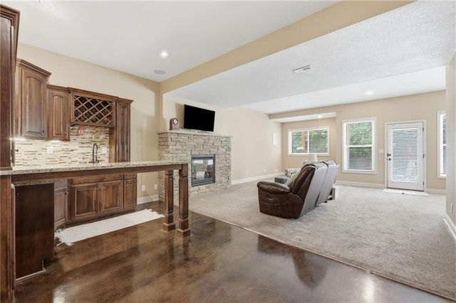 19645 W 110th Street, Olathe, KS 66061