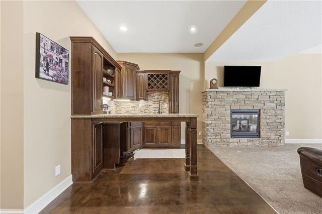 19645 W 110th Street, Olathe, KS 66061