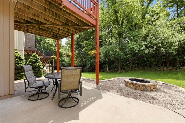 19645 W 110th Street, Olathe, KS 66061