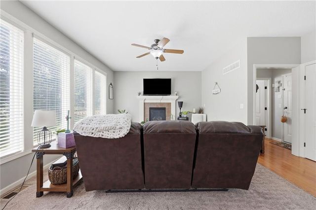 19645 W 110th Street, Olathe, KS 66061