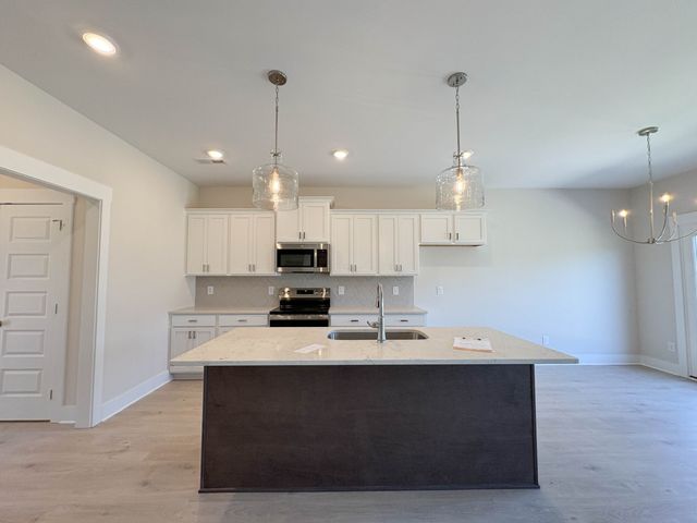 215 Settlers Way, Hendersonville, TN 37075